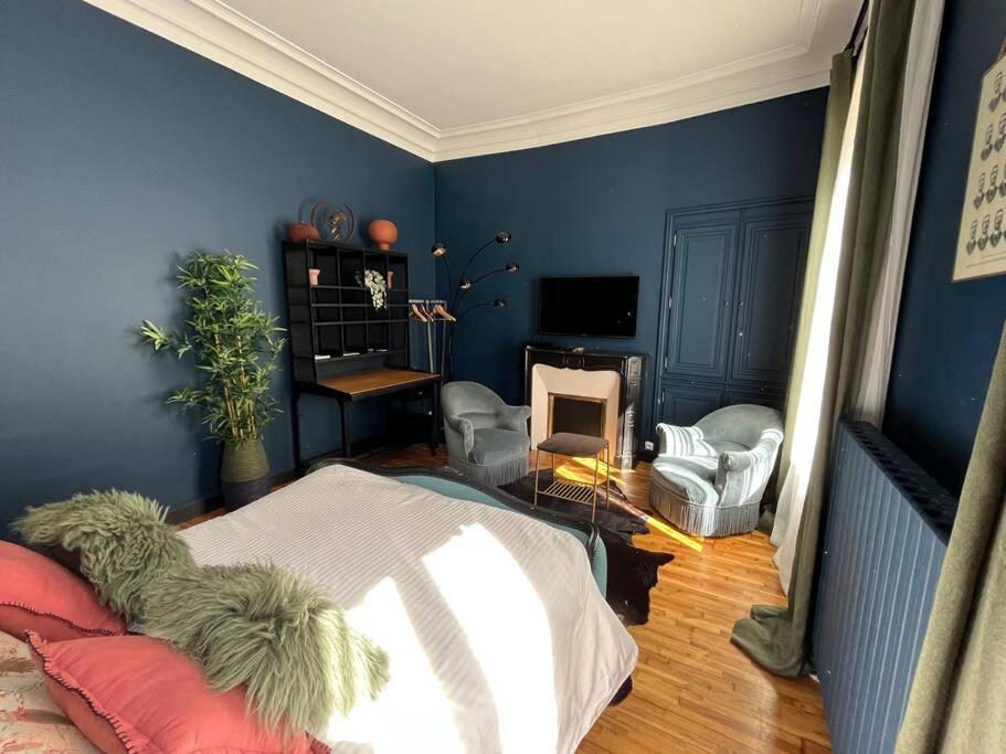Appartement Au Coeur De Caen Bagian luar foto